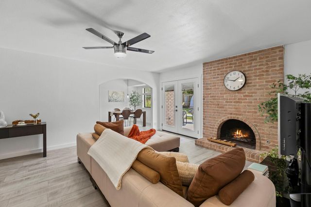 12101 Missel Thrush CT, Austin, TX 78750