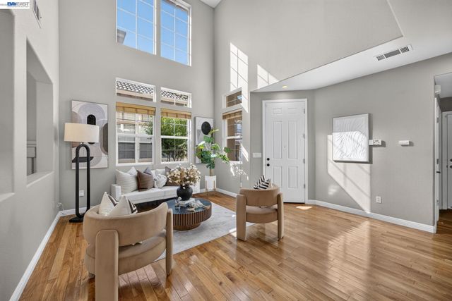 3927 Madbury Ct, Dublin, CA 94568
