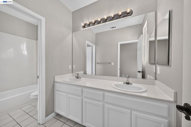 3927 Madbury Ct, Dublin, CA 94568