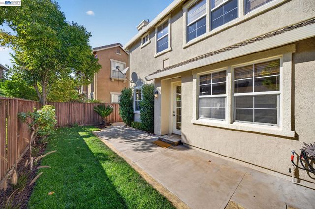 3927 Madbury Ct, Dublin, CA 94568