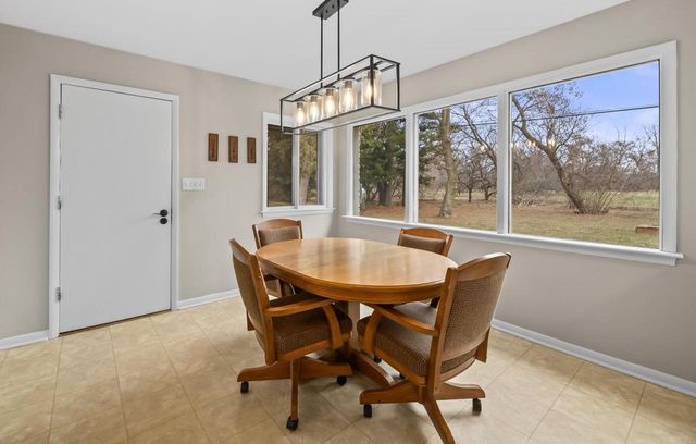 5023 Valley TRAIL, Wind Point, WI 53402