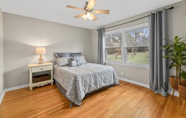 5023 Valley TRAIL, Wind Point, WI 53402