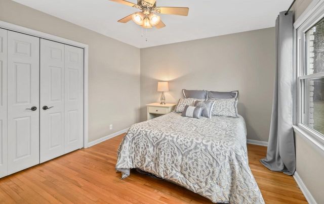 5023 Valley TRAIL, Wind Point, WI 53402