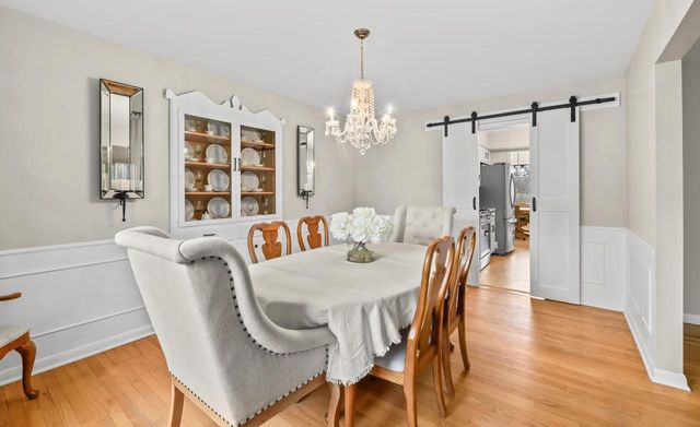 5023 Valley TRAIL, Wind Point, WI 53402