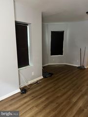 39 W WYNEVA ST, Philadelphia, PA 19144