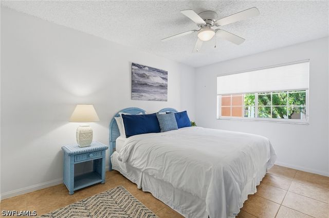 1270 Wildwood Lakes BLVD 208, Naples, FL 34104