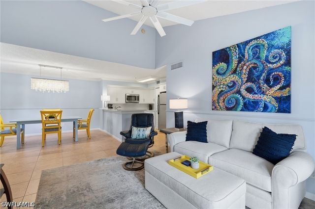 1270 Wildwood Lakes BLVD 208, Naples, FL 34104