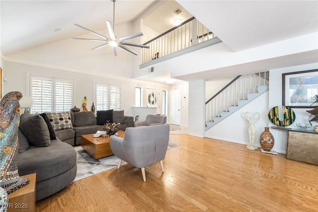 8 Hummingbird Lane, Henderson, NV 89014