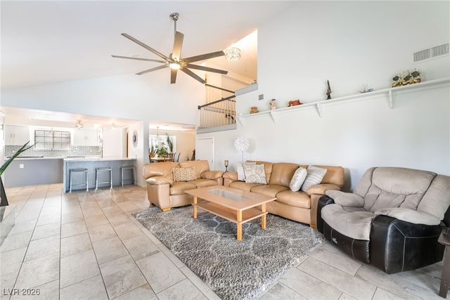 8 Hummingbird Lane, Henderson, NV 89014