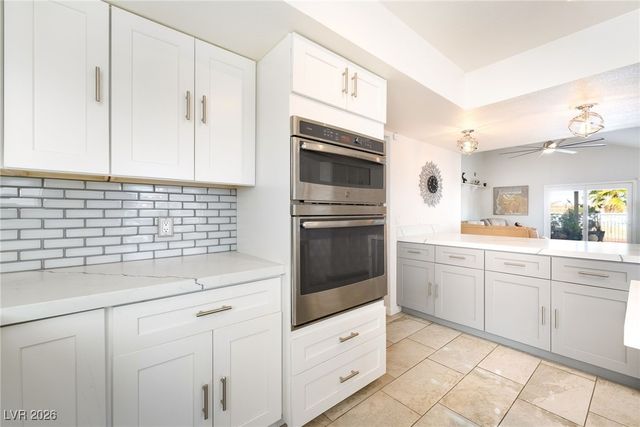 8 Hummingbird Lane, Henderson, NV 89014