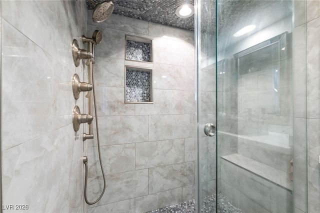 8 Hummingbird Lane, Henderson, NV 89014