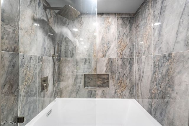 8 Hummingbird Lane, Henderson, NV 89014