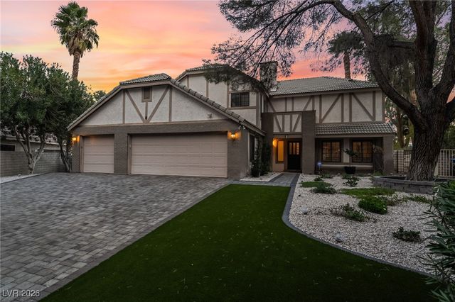 8 Hummingbird Lane, Henderson, NV 89014