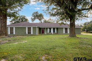 203 Eisenhower Dr, Tyler, TX 75704