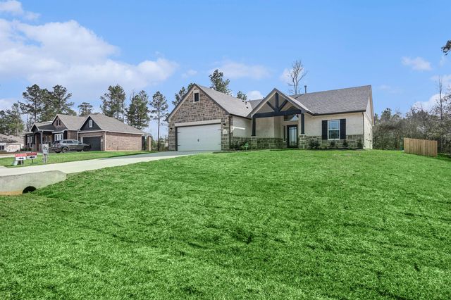 11702 Oakwood Ranch, Willis, TX 77378