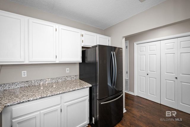 215 South Chase Court, Fairhope, AL 36532