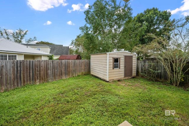 215 South Chase Court, Fairhope, AL 36532