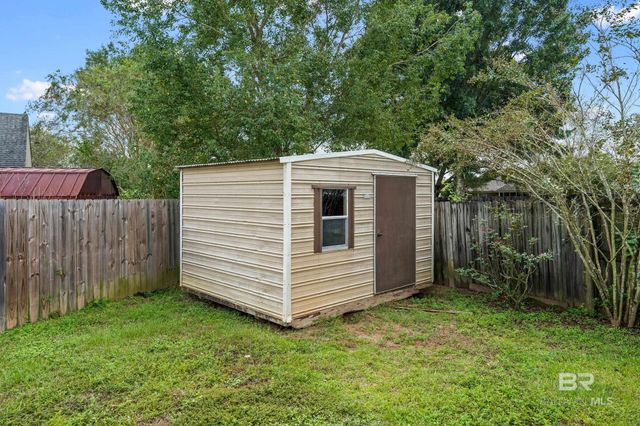 215 South Chase Court, Fairhope, AL 36532