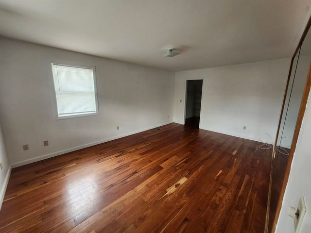 10 Jackson Street, Essex Junction, VT 05452