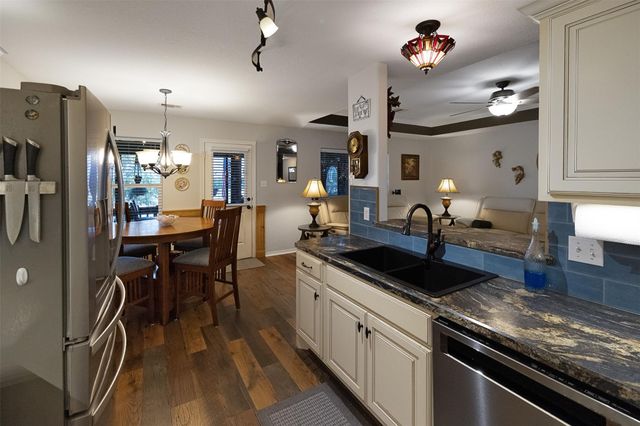 19816 Logans Trail, Montgomery, TX 77356