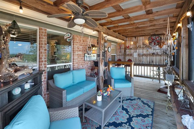 19816 Logans Trail, Montgomery, TX 77356