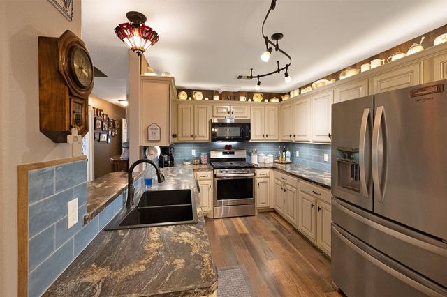 19816 Logans Trail, Montgomery, TX 77356