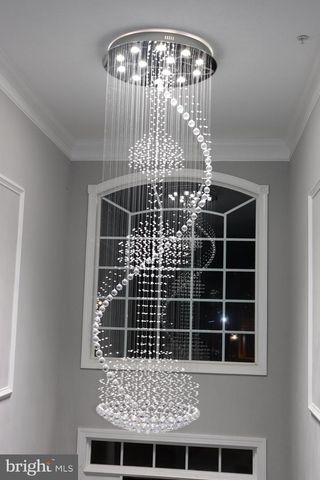 210 POTOMAC RIDGE DR, Fort Washington, MD 20744