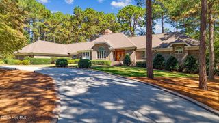 11 Mcmichael Drive, Pinehurst, NC 28374