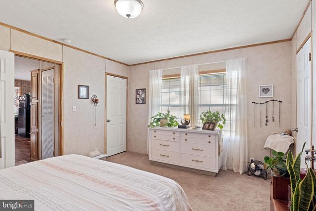 116 BROWNSTONE PARK, Hummelstown, PA 17036