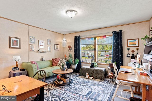 116 BROWNSTONE PARK, Hummelstown, PA 17036