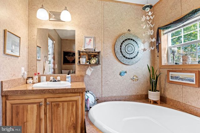 116 BROWNSTONE PARK, Hummelstown, PA 17036