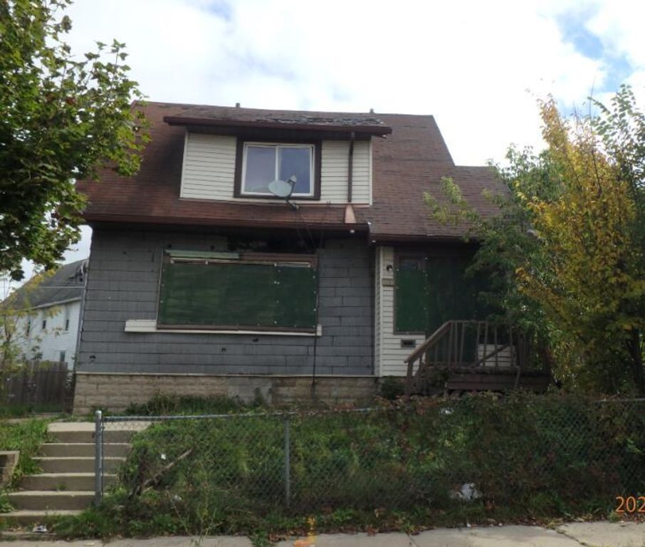 3282 Dr Lester Carter DRIVE, Milwaukee, WI 53206