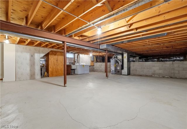2615 George Avenue, Parma, OH 44134