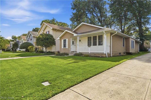 2615 George Avenue, Parma, OH 44134