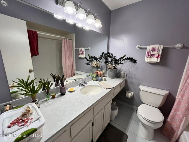 719 White Ash Drive, Southaven, MS 38671