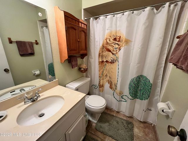 719 White Ash Drive, Southaven, MS 38671