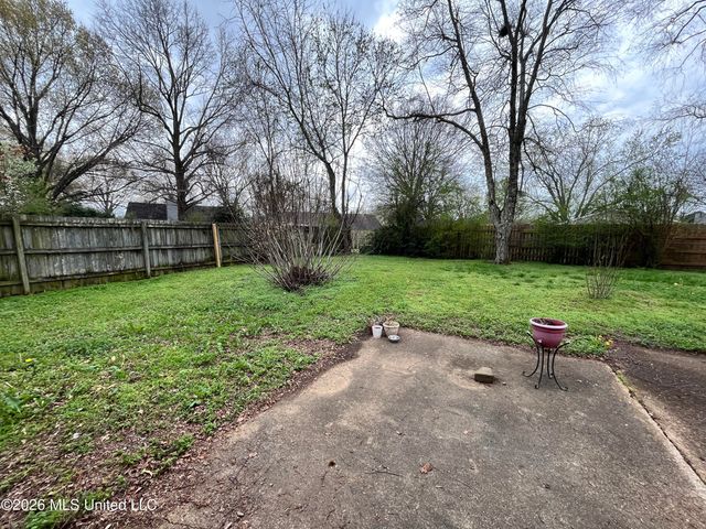 719 White Ash Drive, Southaven, MS 38671