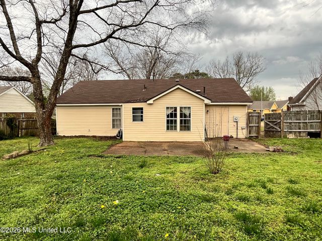 719 White Ash Drive, Southaven, MS 38671