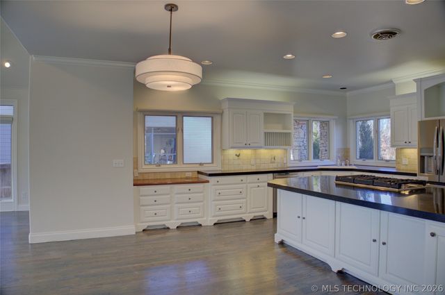 1424 E 43rd Court, Tulsa, OK 74105