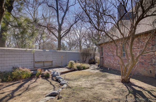 1424 E 43rd Court, Tulsa, OK 74105