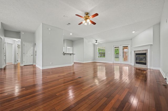 5127 Brookside Drive, Pace, FL 32571