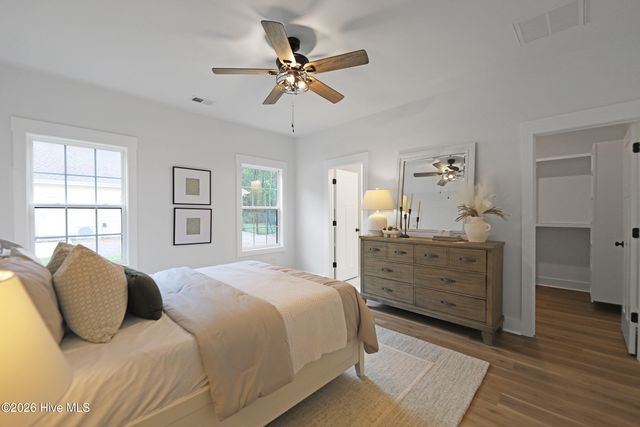571 Sanctuary Point SW, Supply, NC 28462