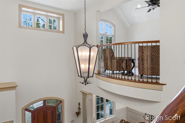 4410 Mystic Ridge Court, Grand Rapids, MI 49525