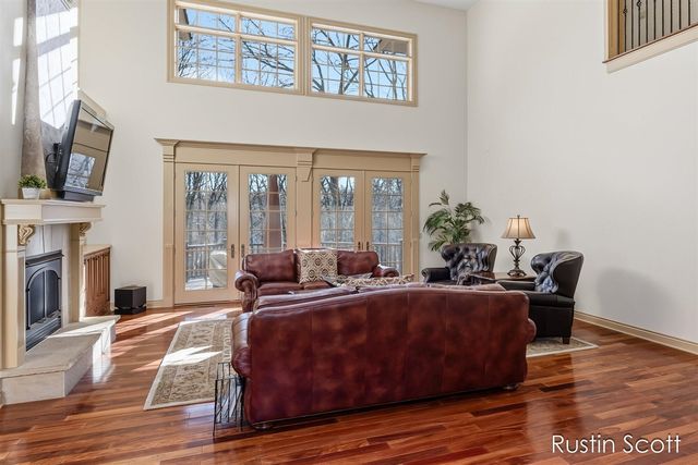 4410 Mystic Ridge Court, Grand Rapids, MI 49525