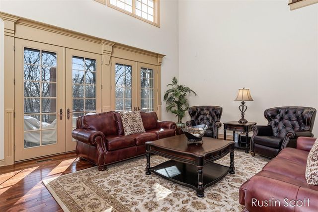 4410 Mystic Ridge Court, Grand Rapids, MI 49525