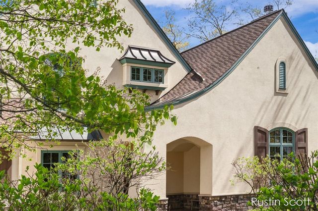 4410 Mystic Ridge Court, Grand Rapids, MI 49525
