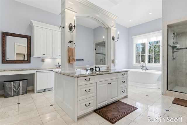 4410 Mystic Ridge Court, Grand Rapids, MI 49525
