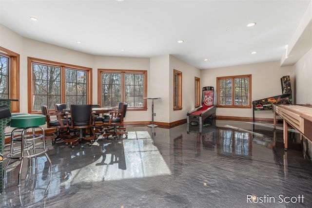 4410 Mystic Ridge Court, Grand Rapids, MI 49525