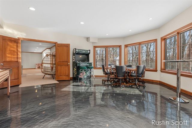 4410 Mystic Ridge Court, Grand Rapids, MI 49525