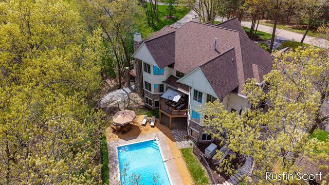 4410 Mystic Ridge Court, Grand Rapids, MI 49525
